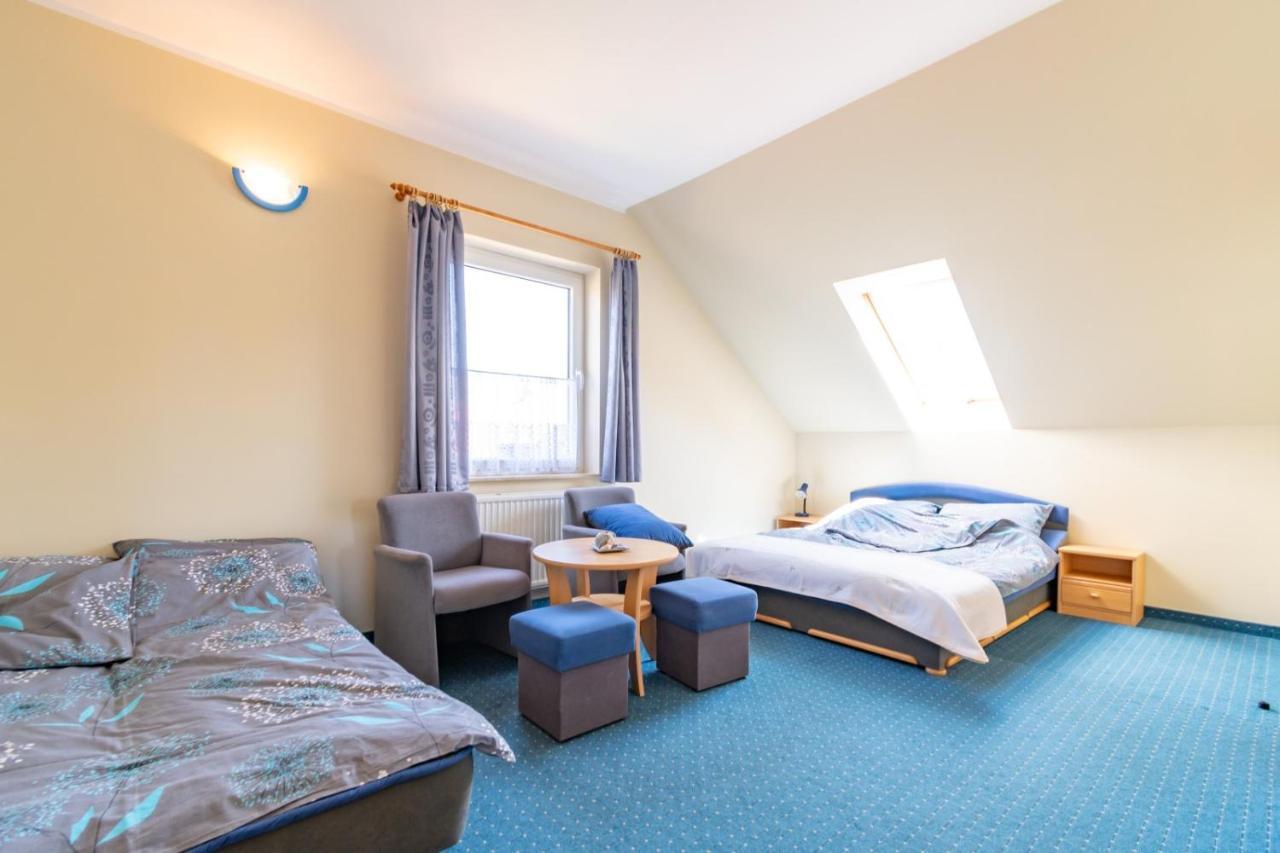 Hotel Pod Platanem Rowy  Zewnętrze zdjęcie