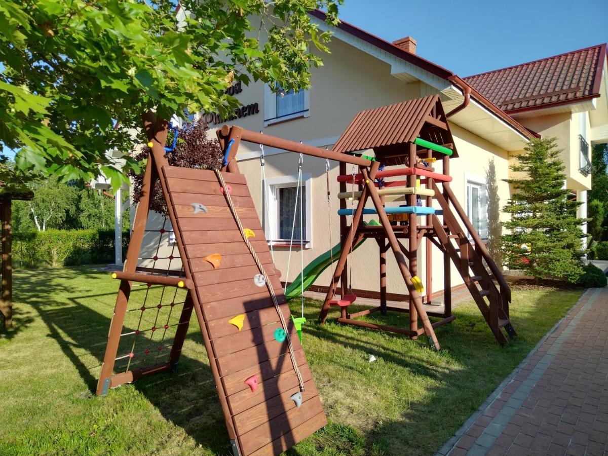 Hotel Pod Platanem Rowy  Zewnętrze zdjęcie