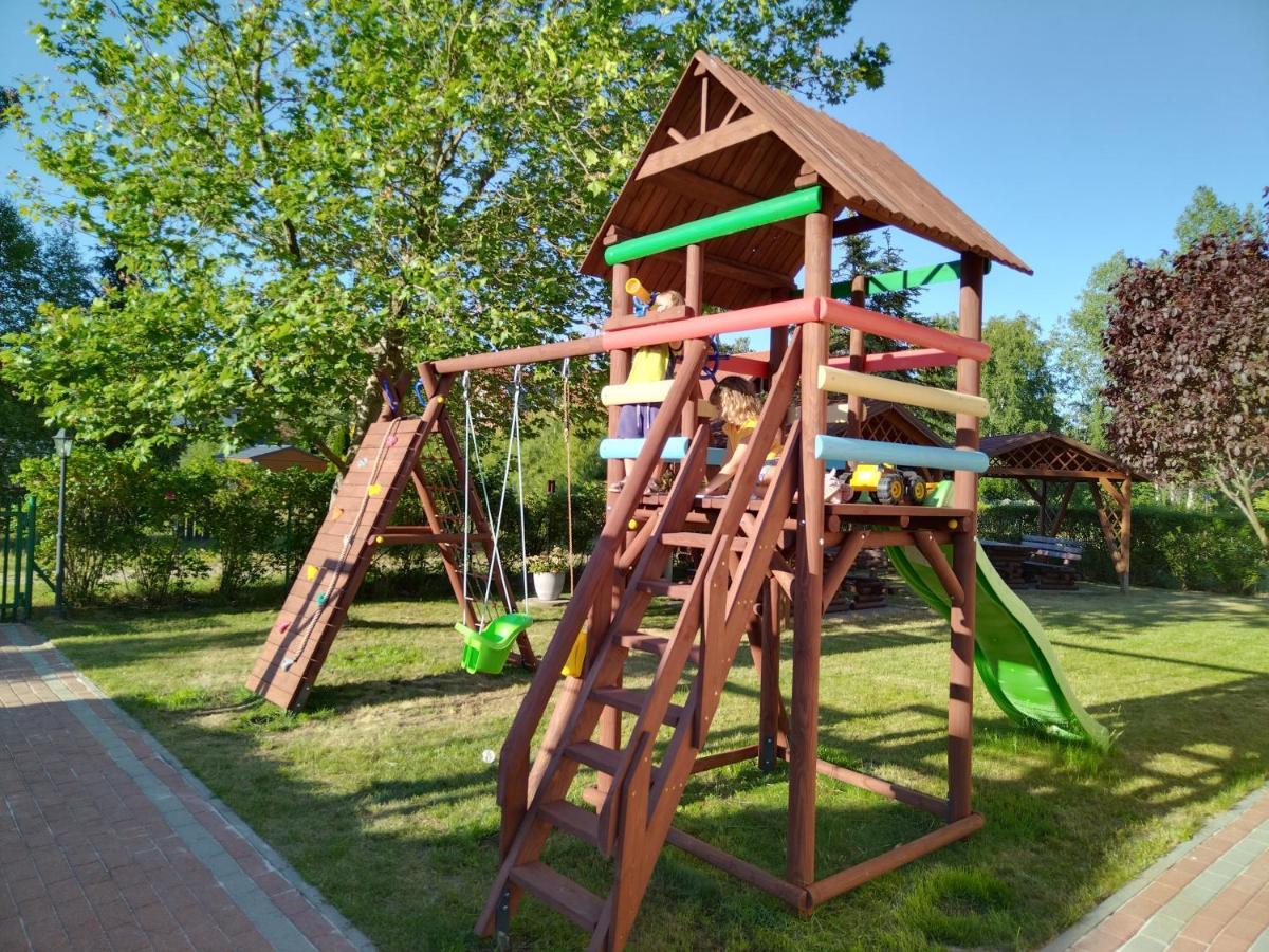 Hotel Pod Platanem Rowy  Zewnętrze zdjęcie